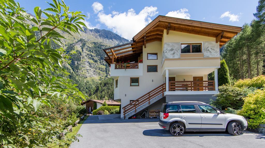 Apart Alpen Längenfeld Exterior foto