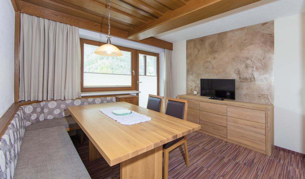 Apart Alpen Längenfeld Habitación foto